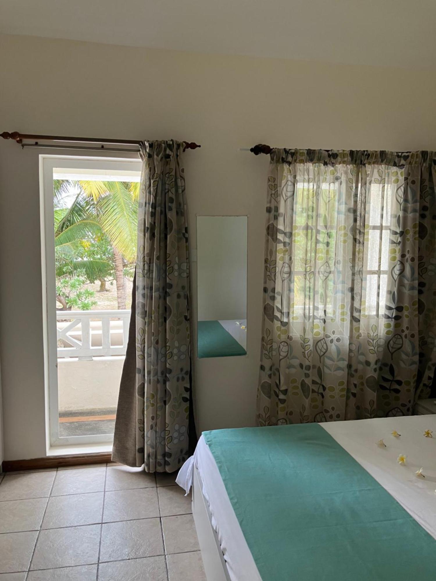 Fully Furnished Luxury Villa 3 Right On A Blue Ocean เบลล์ แมร์ ภายนอก รูปภาพ